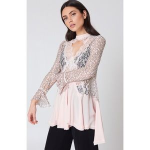 [S] NWOT Free People Tell Tags Lace tunic in blush